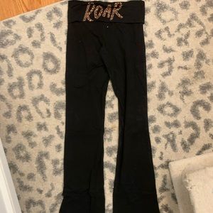 Victoria’s Secret PINK boot leggings